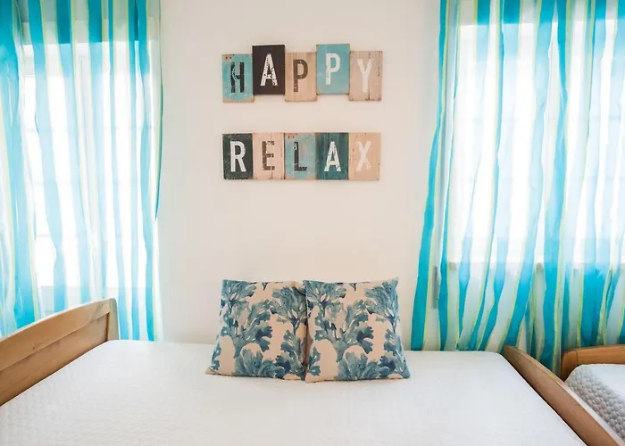 شقة A Casinha Da نازاريه