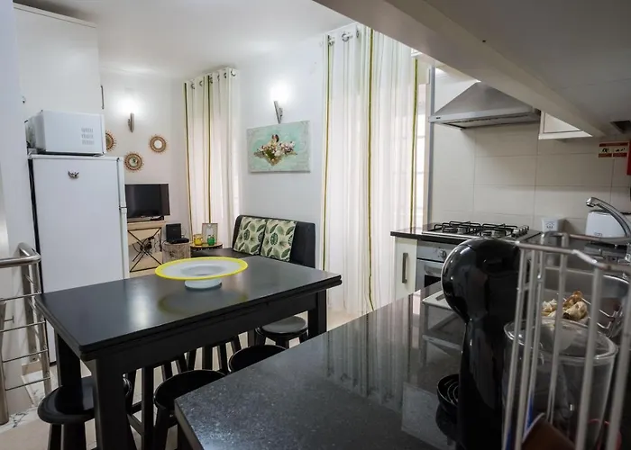 شقة A Casinha Da *